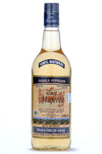 tres mujeres reposado tequila with paper label